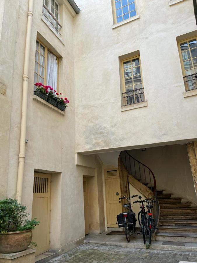 Charming Studio Michel Lecomte Paris 75003 Apartment Exterior photo